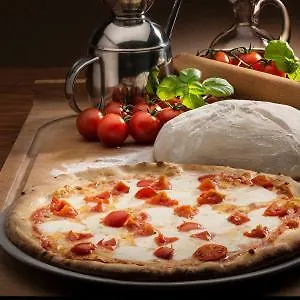 84 Con Piscina Privada Callao Salvaje