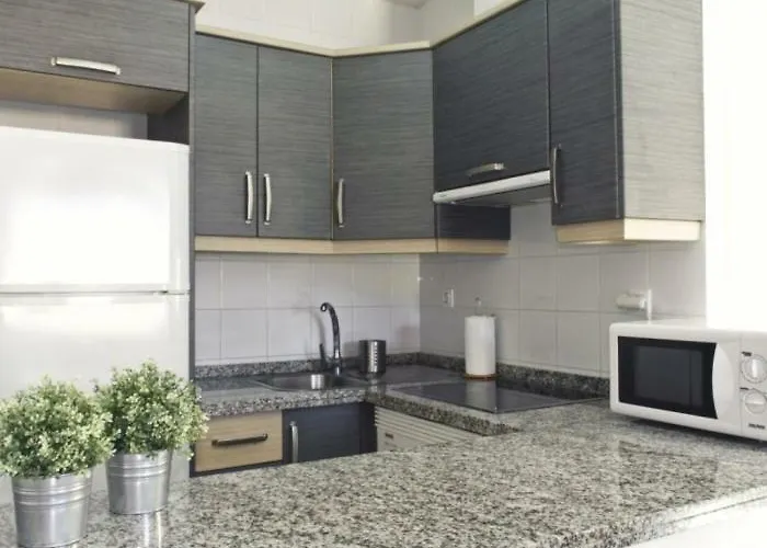 84 Con Piscina Privada 别墅 *